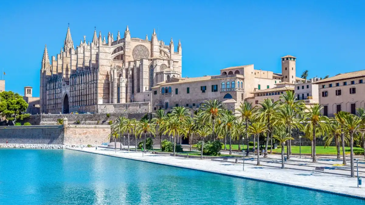 Consultor SEO Mallorca: vista de Mallorca